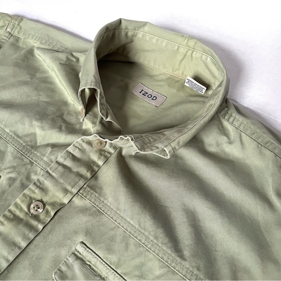 IZOD Green Long-sleeve Button Down - Picture 1 of 3